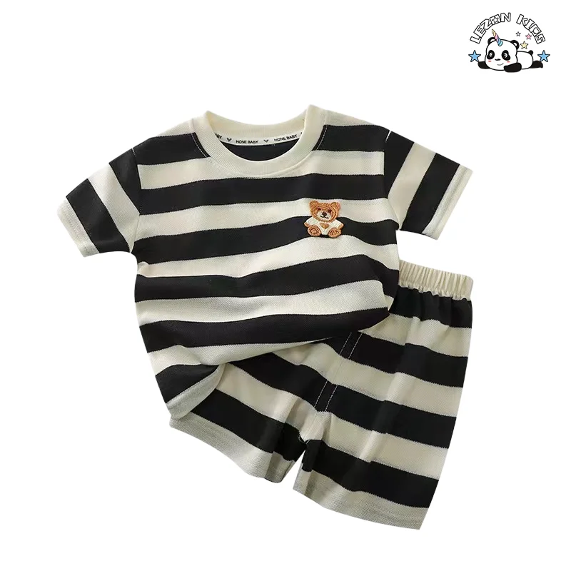 LEZONKIDS - Customizable Wholesale Cute Bear Patch T-shirt and Casual Shorts Girls Clothing Sets 2pcs Girl Outfit Set